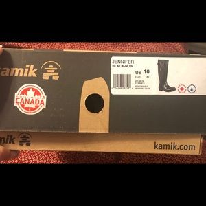 Kamik rain boots, worn once!!!